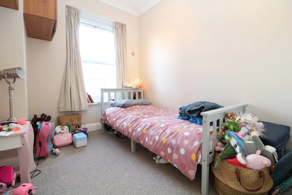 St. Pauls Road West, Dorking, RH4, photo 7