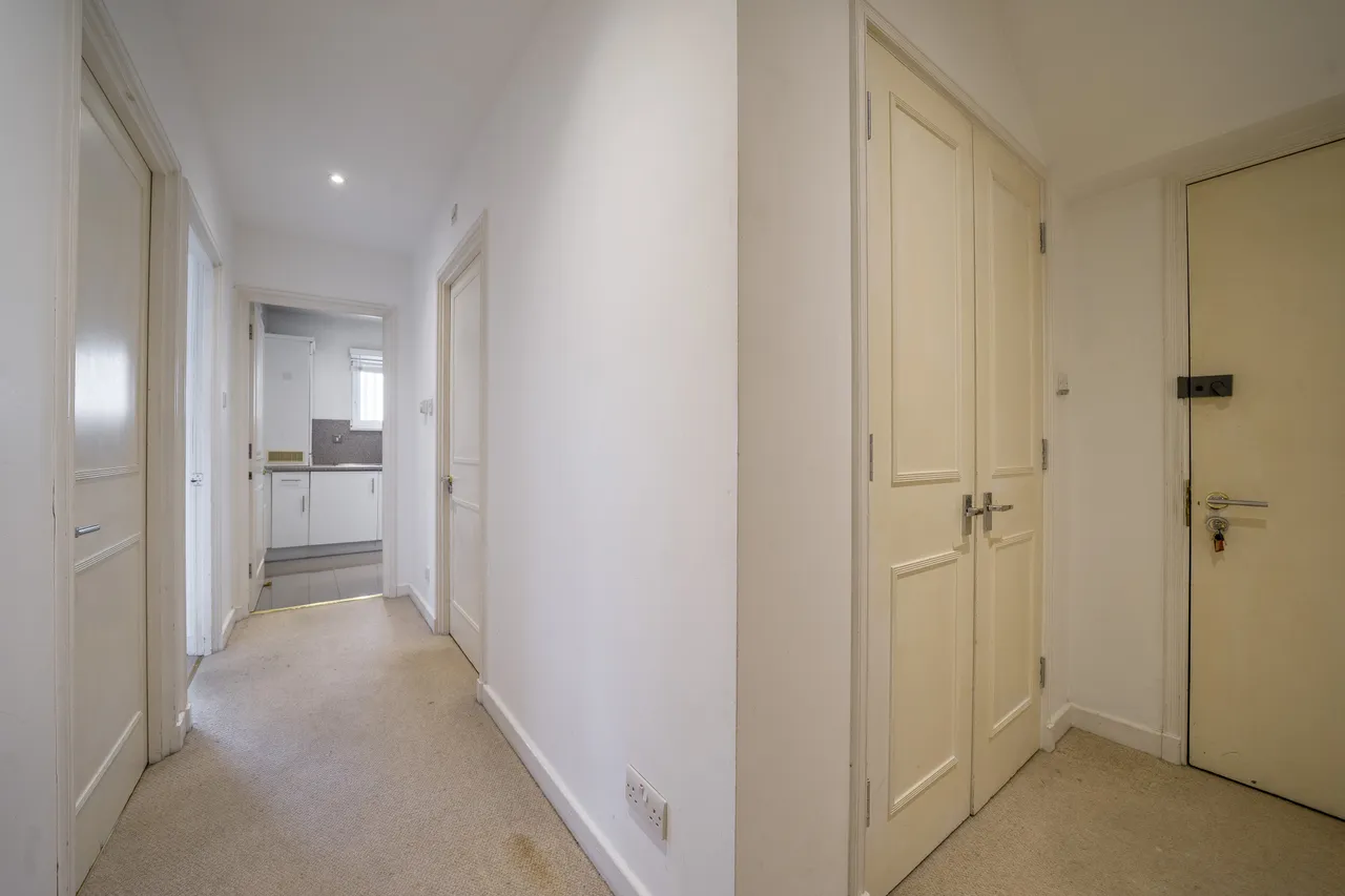 Admiral Walk, London, W9, photo 12