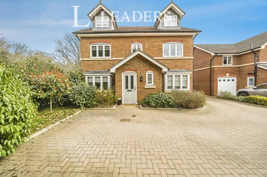 Roberts Close, Marden, TN12, photo 5