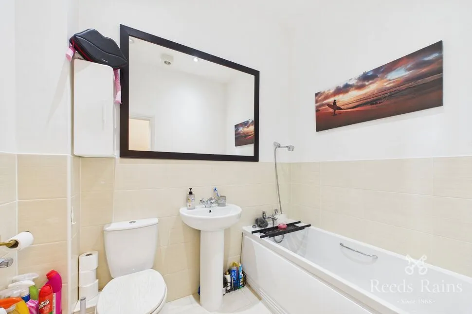Brunswick Place, Heckmondwike, WF16, photo 17