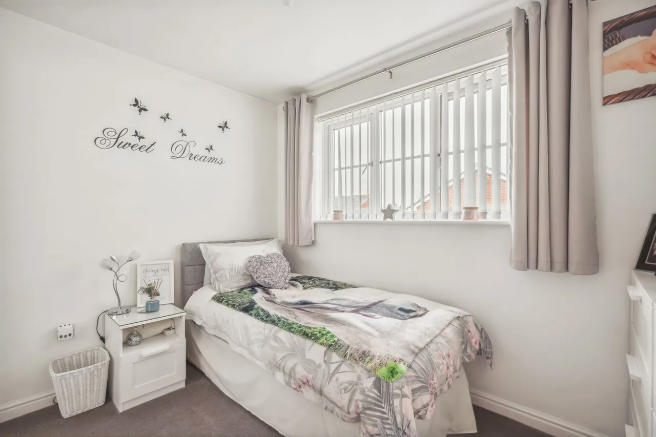 The Spinney, High Wycombe, HP11, photo 11
