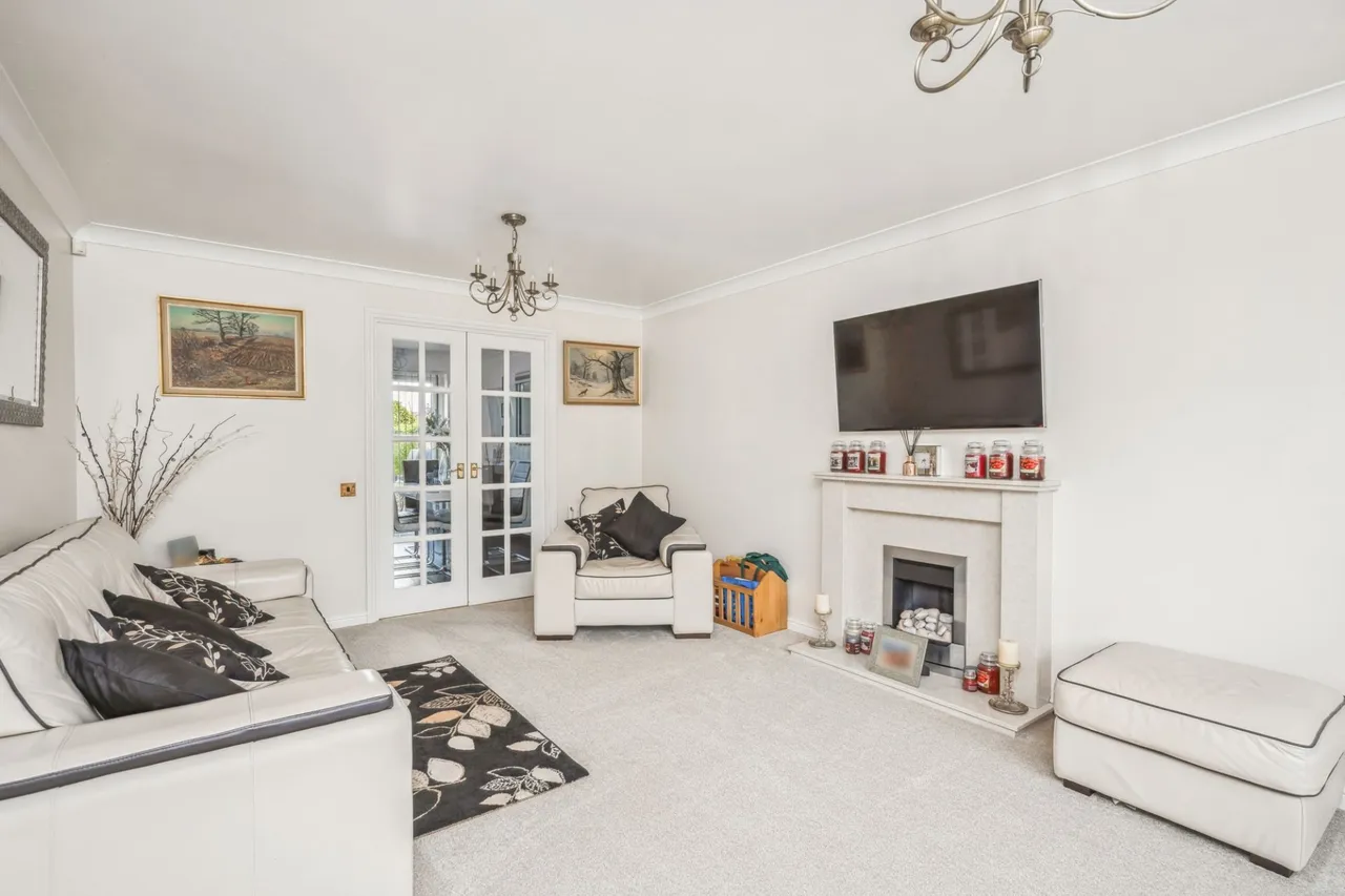 The Spinney, High Wycombe, HP11, photo 3