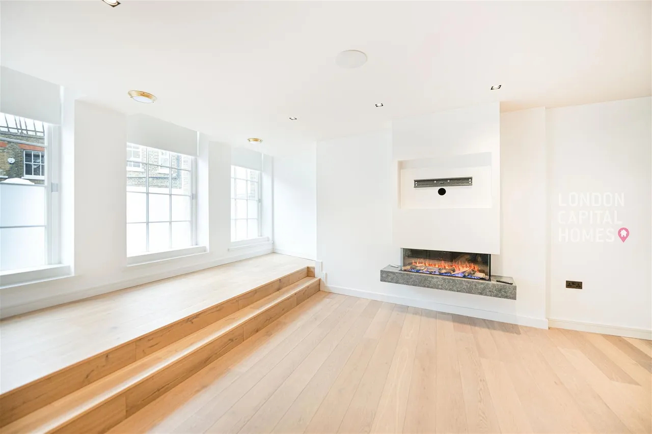 Oldbury Place, London, photo 2