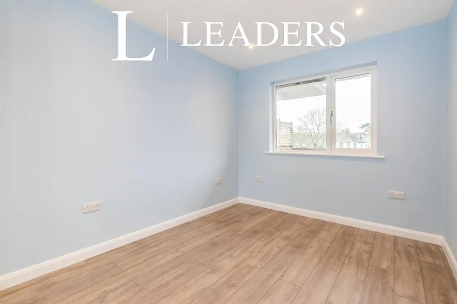 High Street, Weybridge, KT13, photo 6