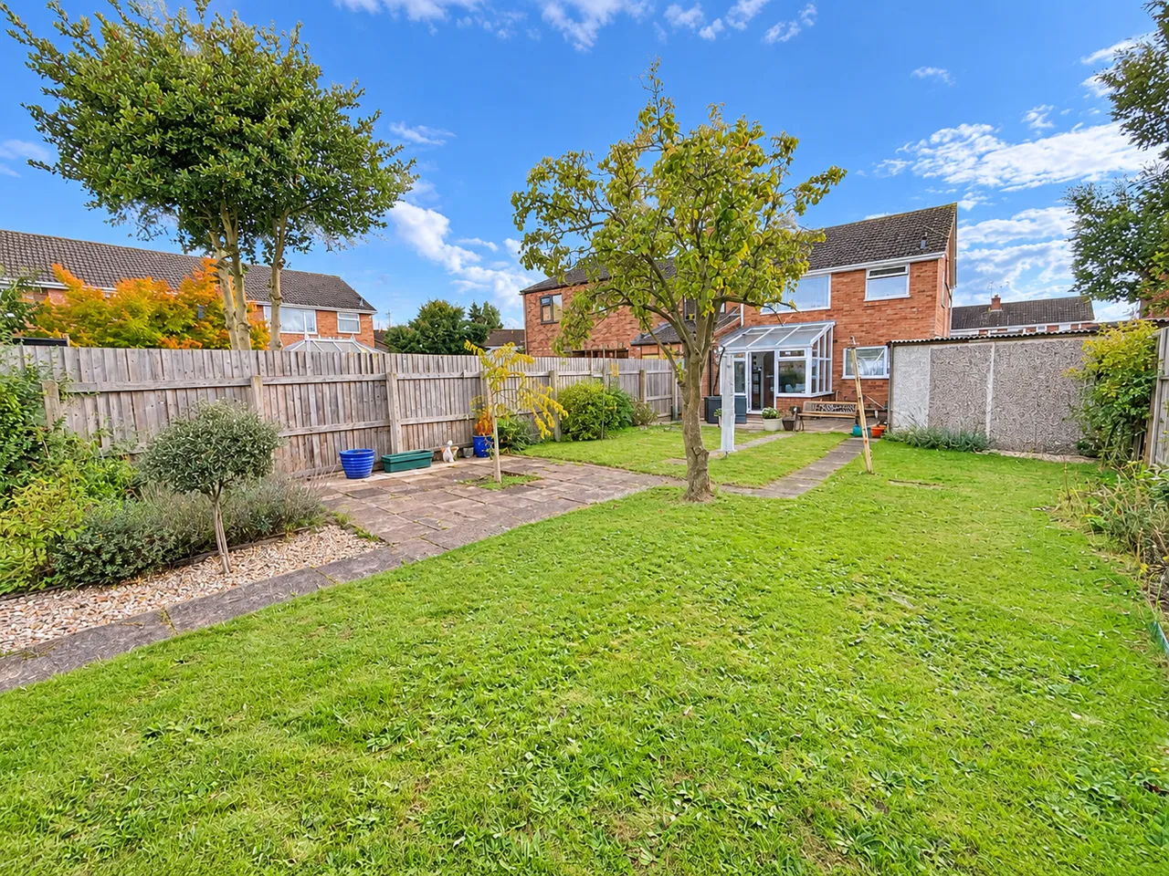 Dore Avenue, North Hykeham, LN6, photo 12
