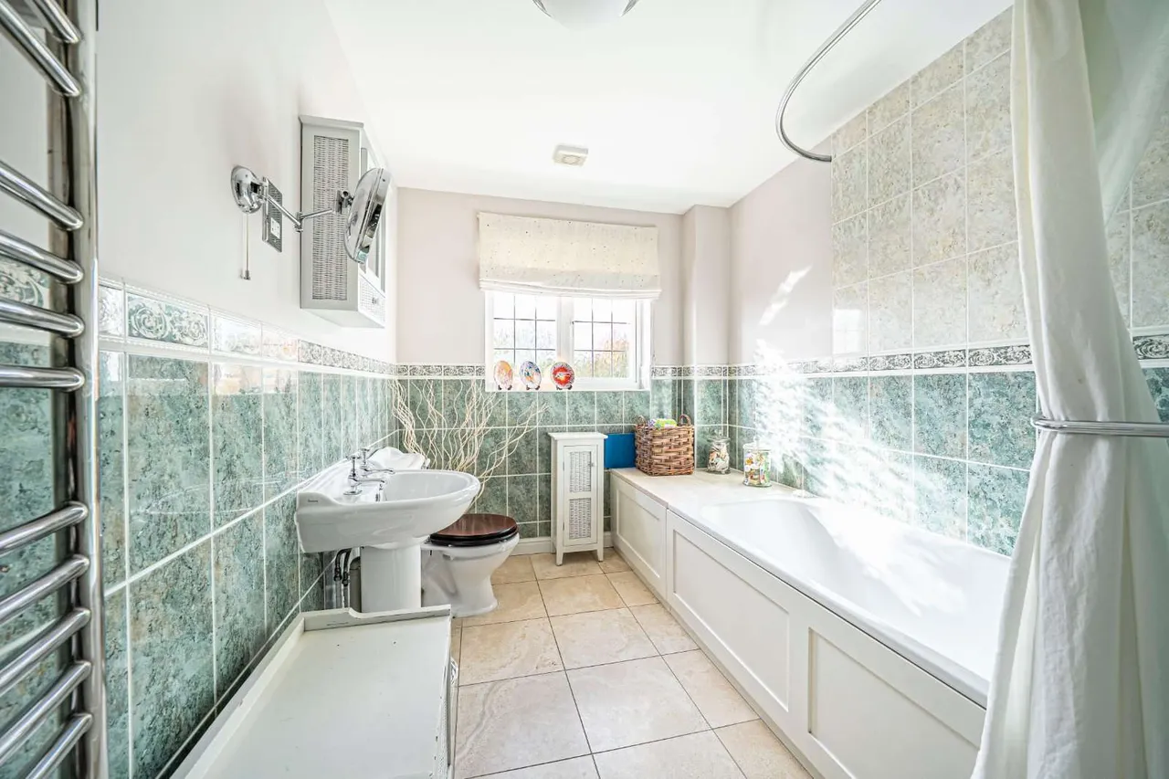 Skylark Rise, Whitchurch, RG28, photo 13