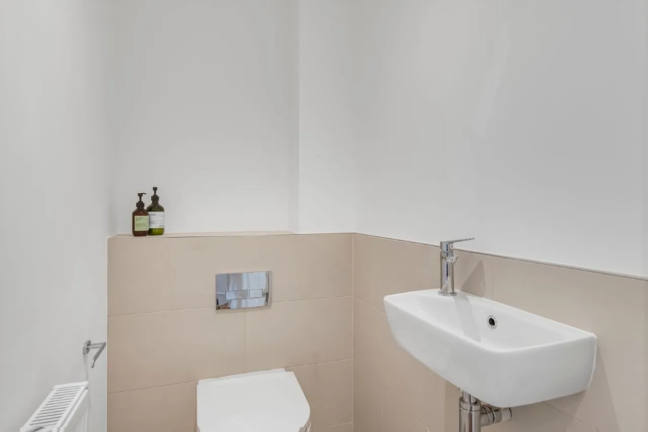 Pear Tree Close, Wembley, HA0, photo 11