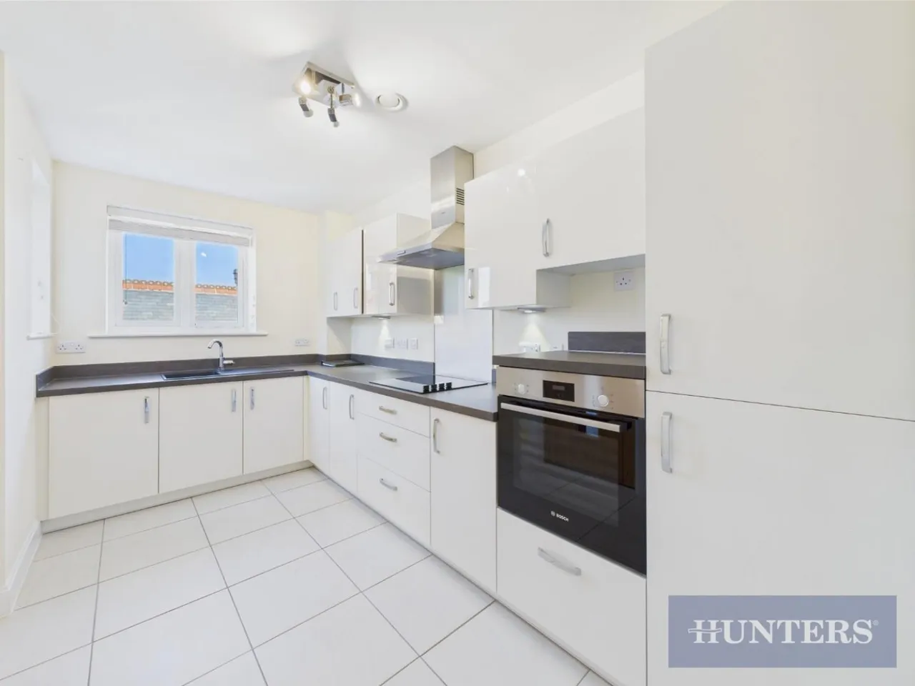 Filey Road, Scarborough, YO11, photo 6