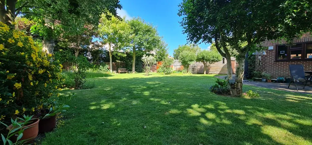Wellsfield, Rayleigh, Essex, SS6 8DW, photo 48