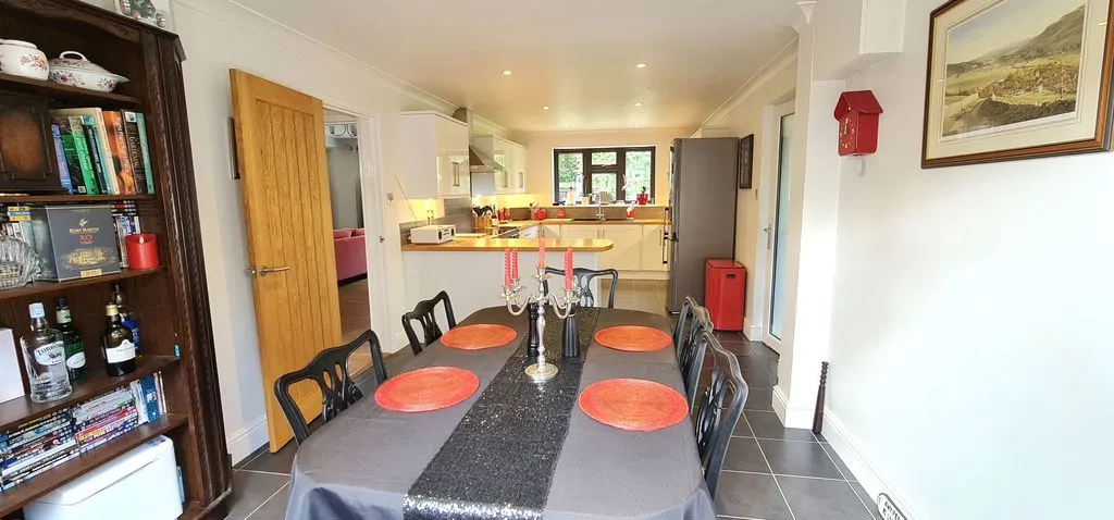 Wellsfield, Rayleigh, Essex, SS6 8DW, photo 10