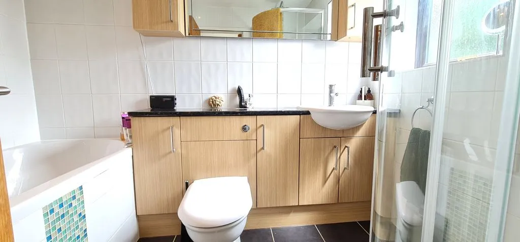 Wellsfield, Rayleigh, Essex, SS6 8DW, photo 25