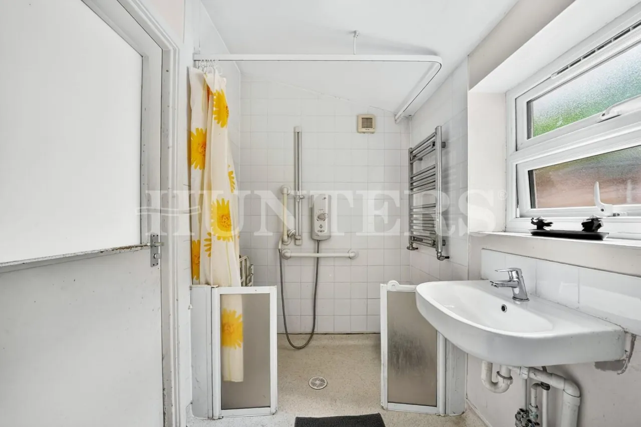 Hillside Road, London, N15, photo 11