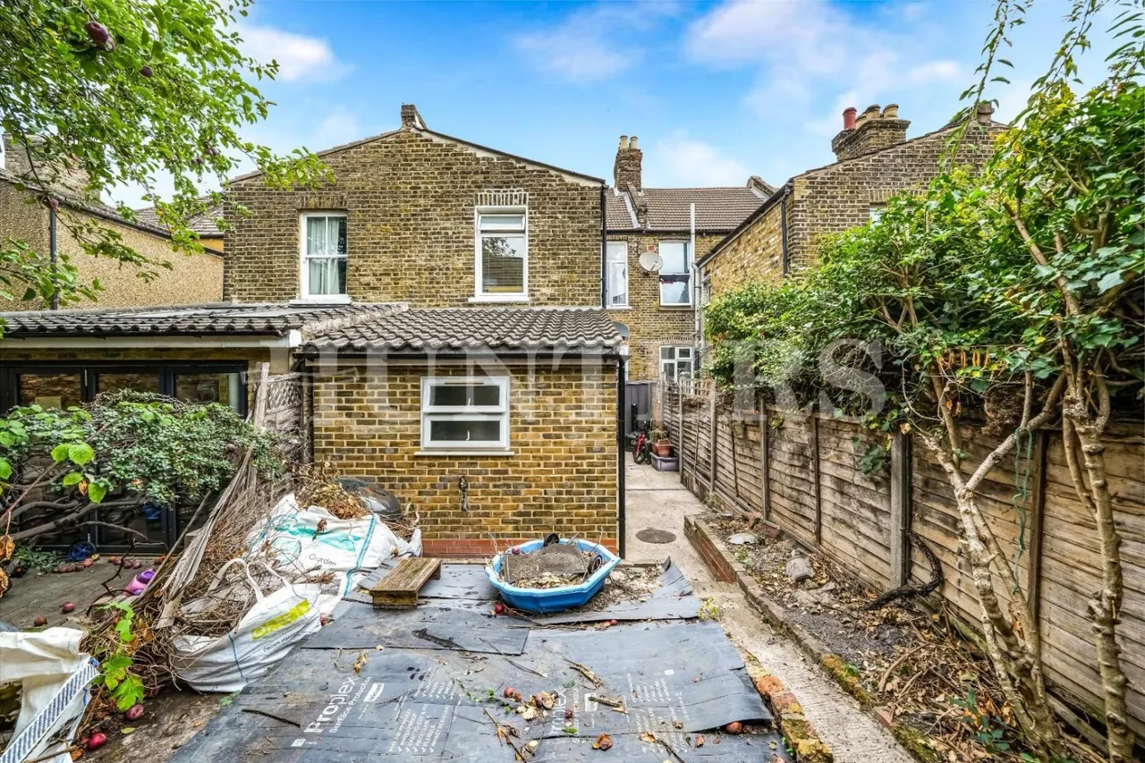 Hillside Road, London, N15, photo 5