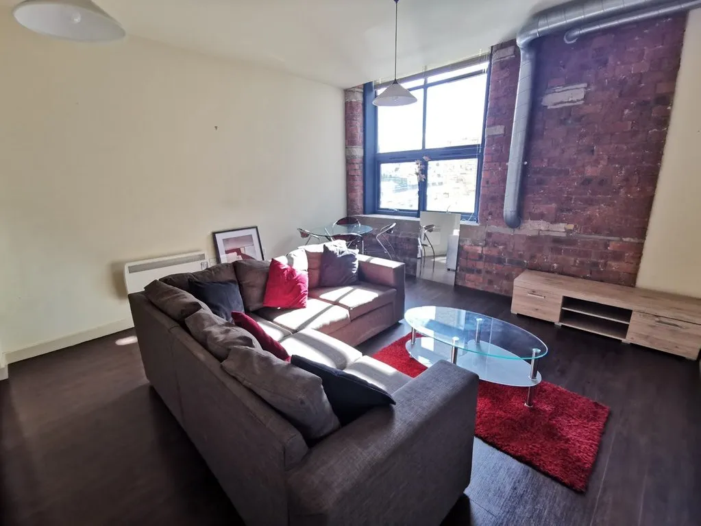 Upper Blakeridge Lane, Batley, WF17, photo 2