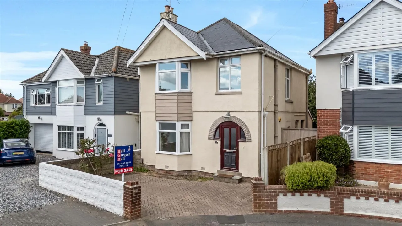 Ashmore Crescent, Poole, BH15, photo 18