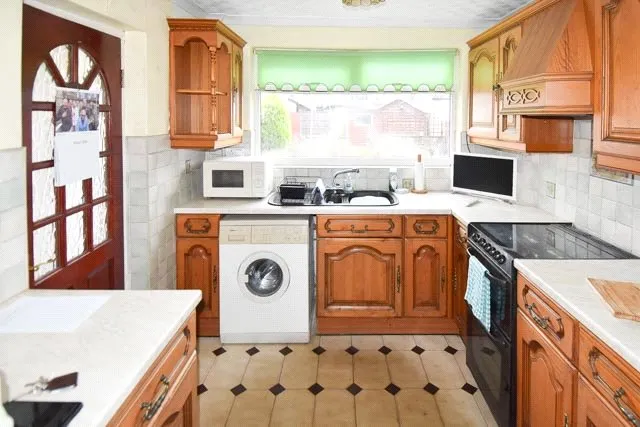Maypole Lane, Birmingham, West Midlands, B14 5JS, photo 4