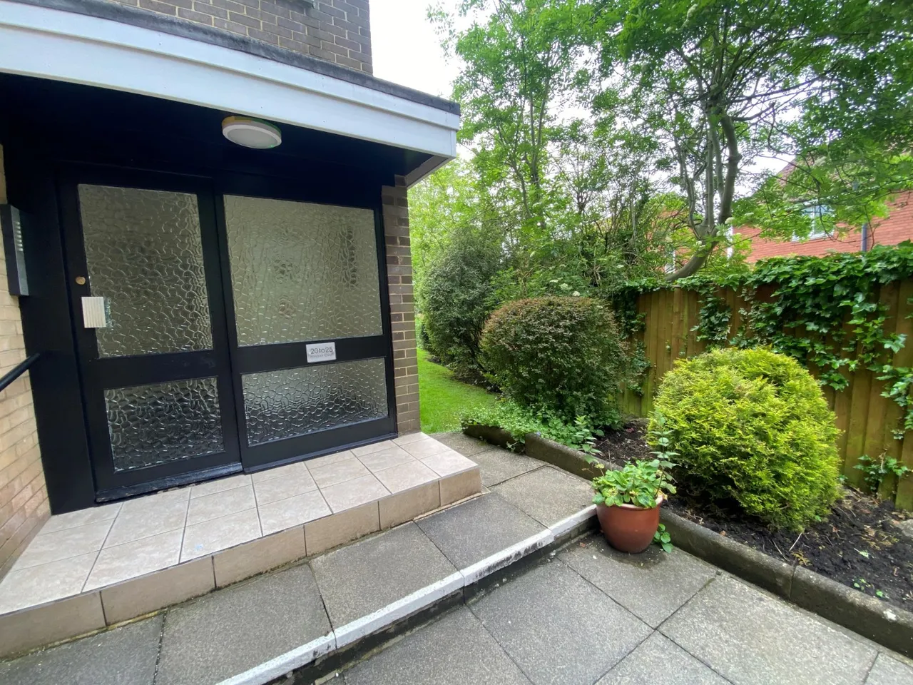 Windsor Court, Leeds, LS17, photo 13