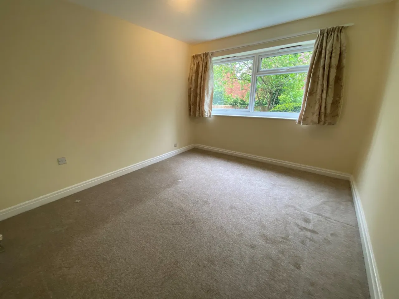 Windsor Court, Leeds, LS17, photo 7