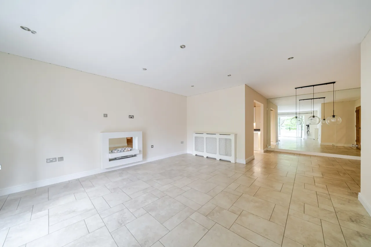Wood Road, Hindhead, GU26, photo 3