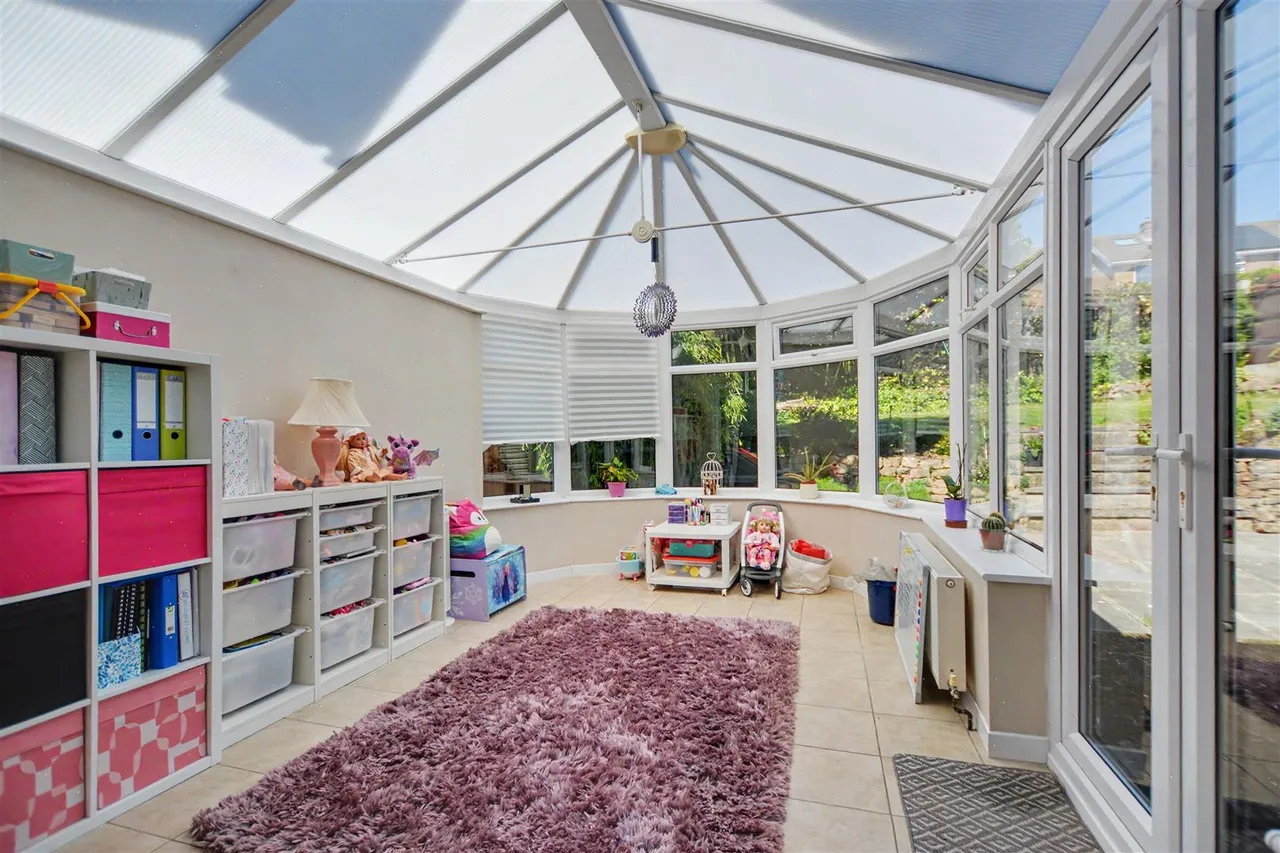 Welbeck Gardens, Toton, NG9, photo 3