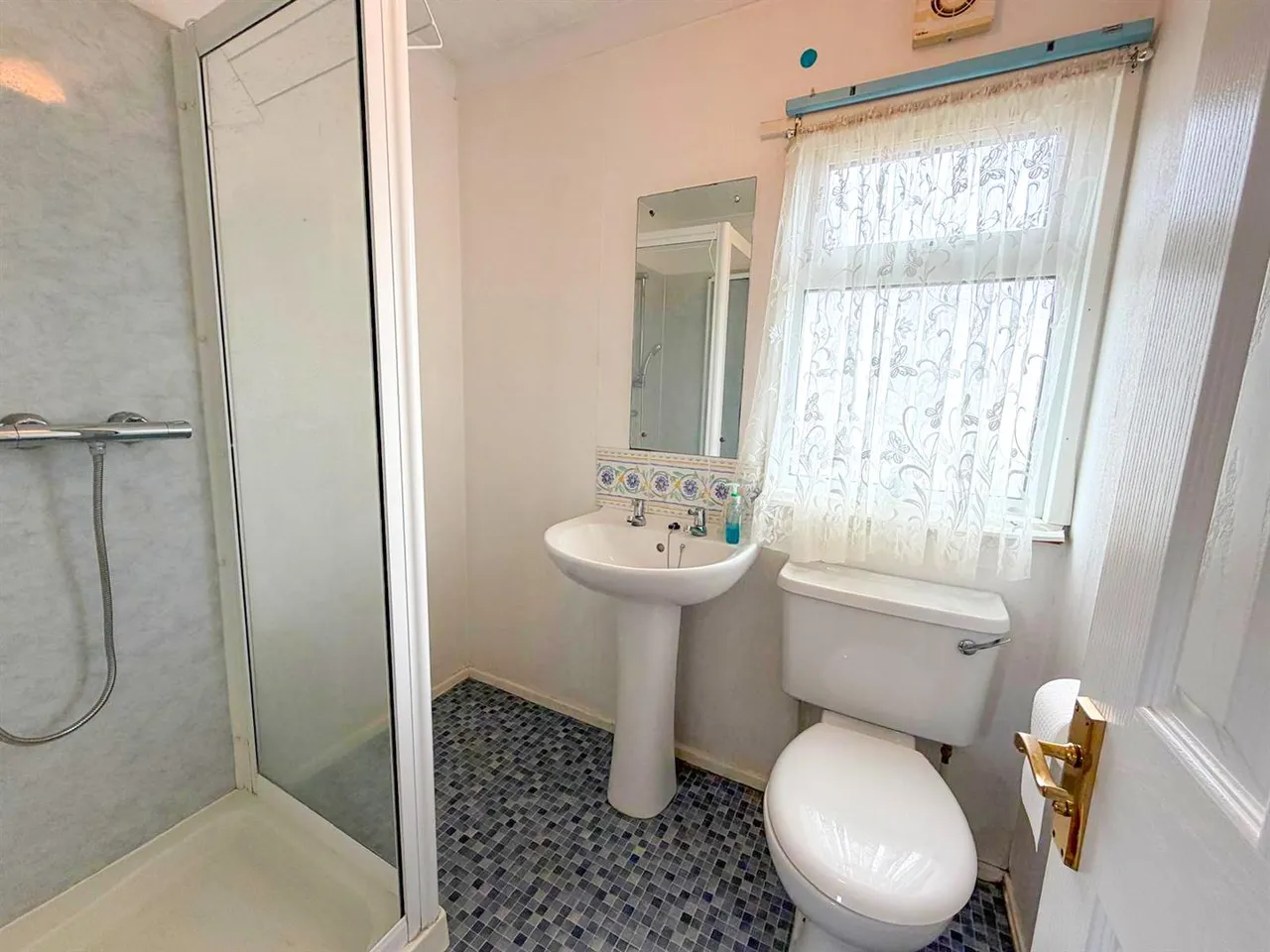 Cringles, Silsden, BD20 0NS, photo 10