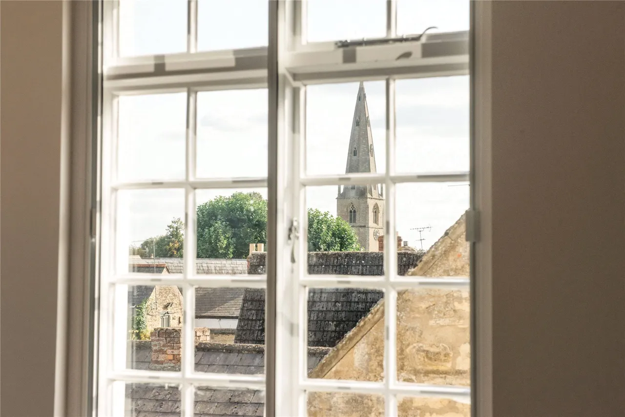 High Street South, Olney, MK46, photo 10