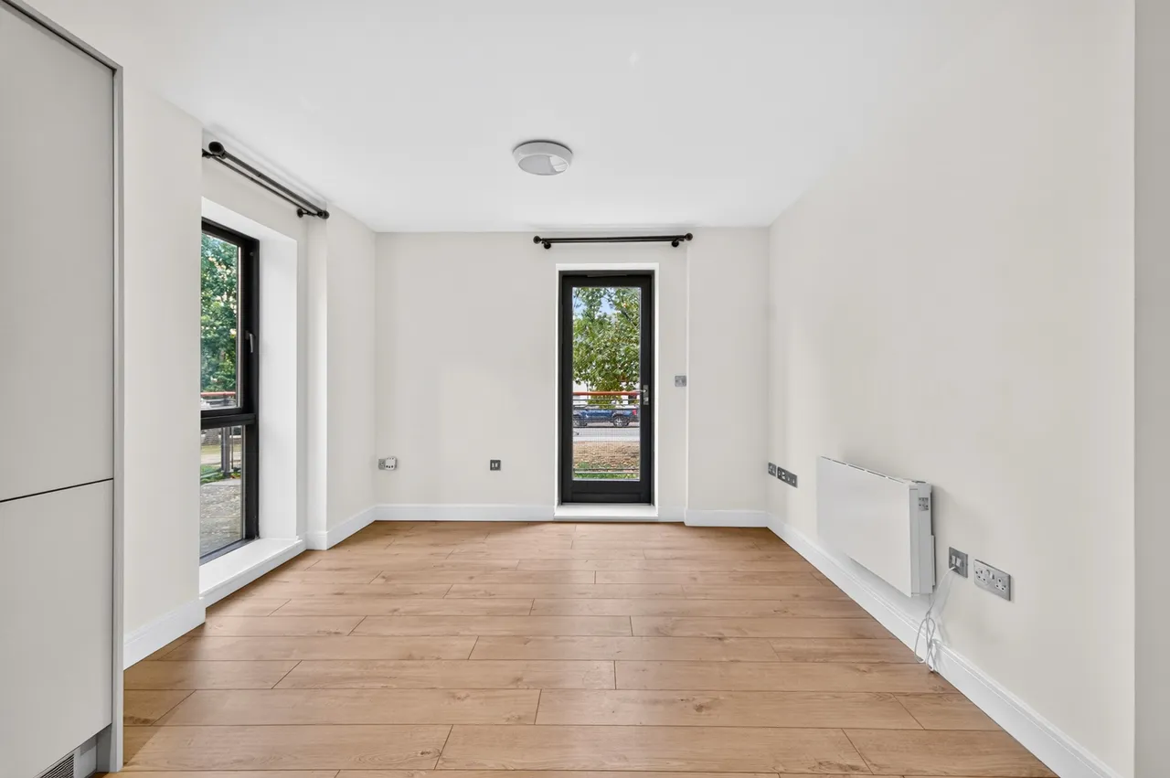 Woodmill Road, London, E5, photo 8