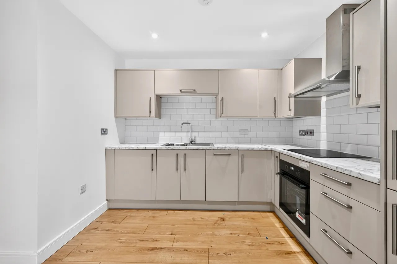 Woodmill Road, London, E5, photo 6