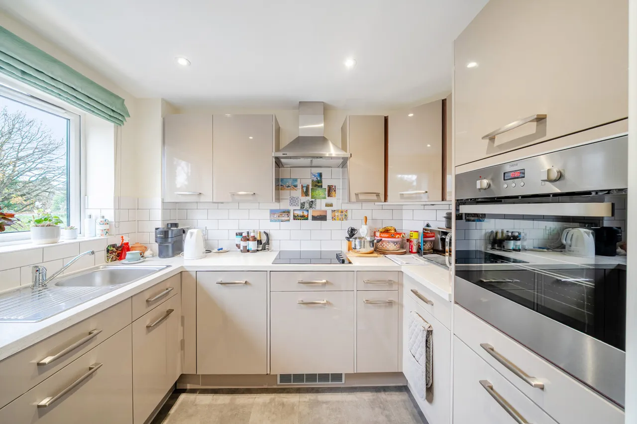 Marsh Road, Pinner, HA5, photo 12