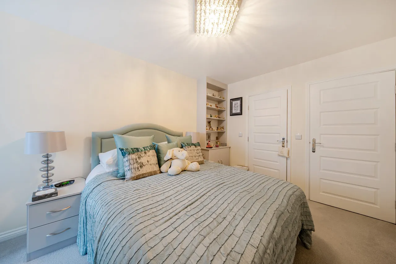 Marsh Road, Pinner, HA5, photo 17