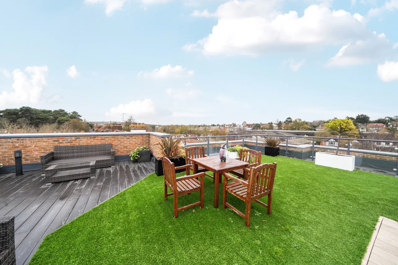 Marsh Road, Pinner, HA5, photo 4