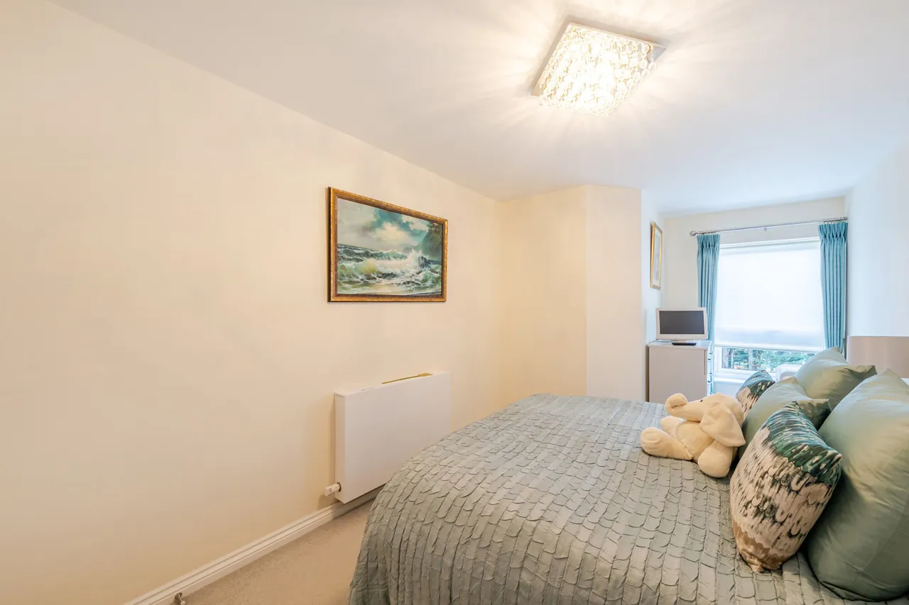 Marsh Road, Pinner, HA5, photo 16