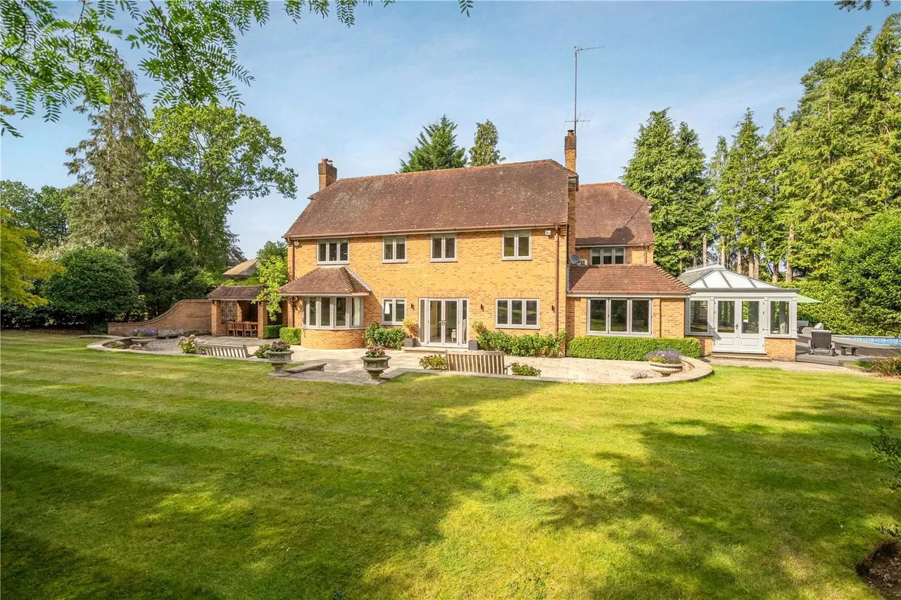 6 bed house for sale — Kennel Avenue, Ascot, Berkshire, SL5 7PB