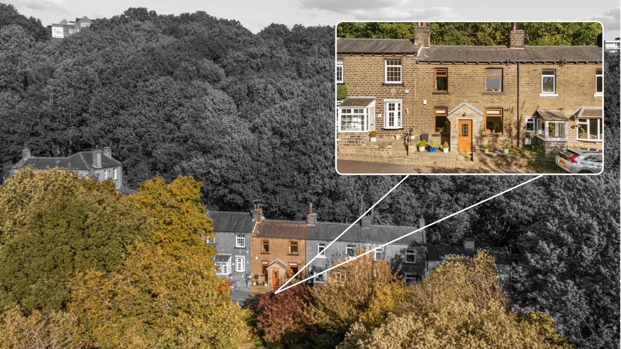 3 bed house for sale, Scar Bottom Road, Halifax, HX2