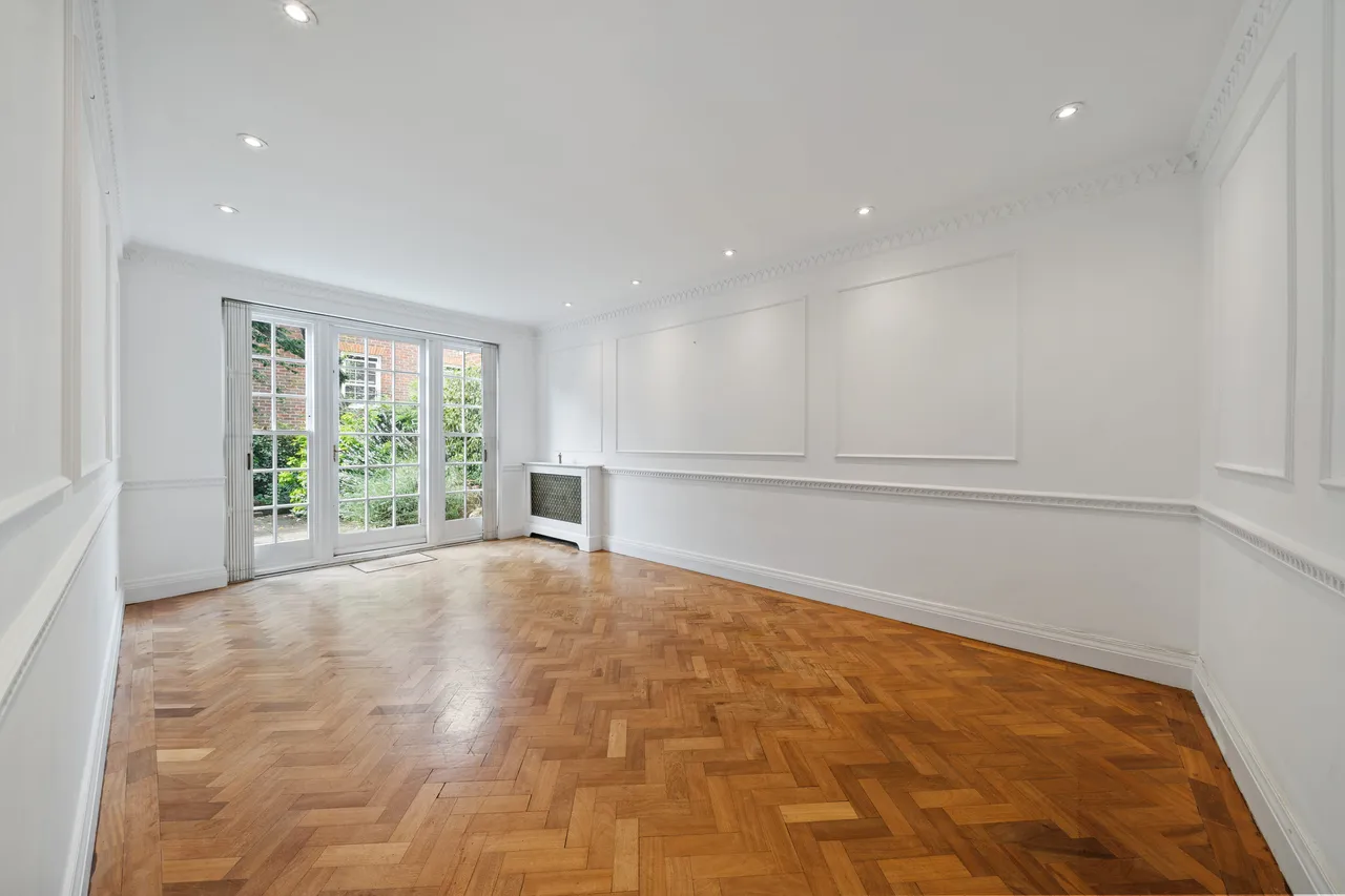 Abbotsbury Road, London, W14, photo 3