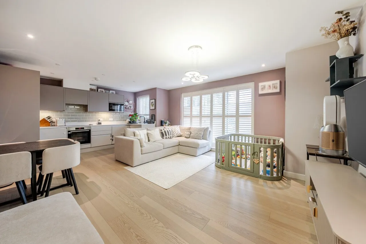 2 bed flat for sale, Orchard Way, Croydon, CR0