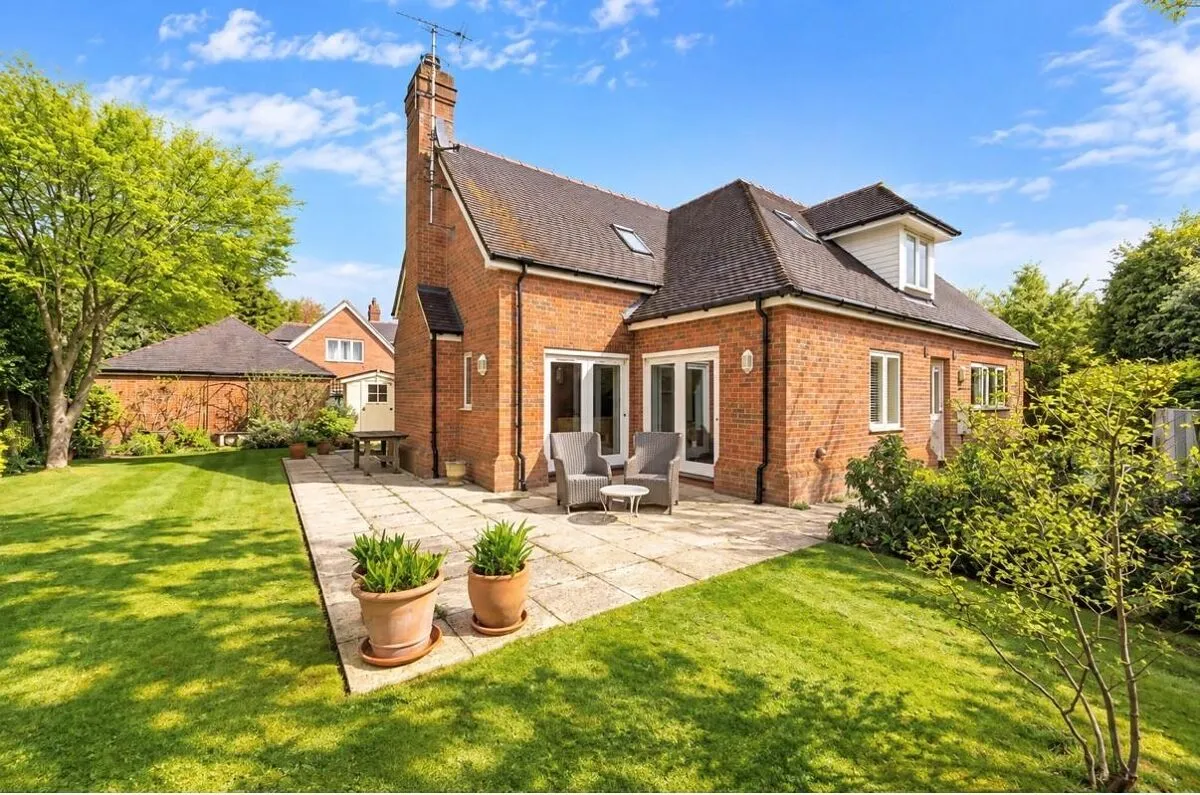 Charlton Gardens, Cheltenham, GL53, photo 2