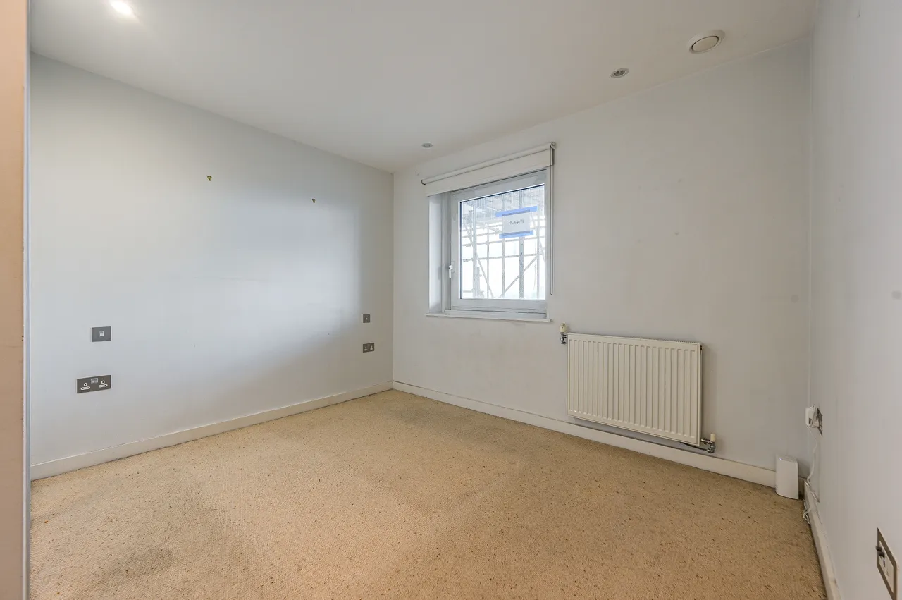 47 Knights Tower, 14 Wharf Street, London, photo 11
