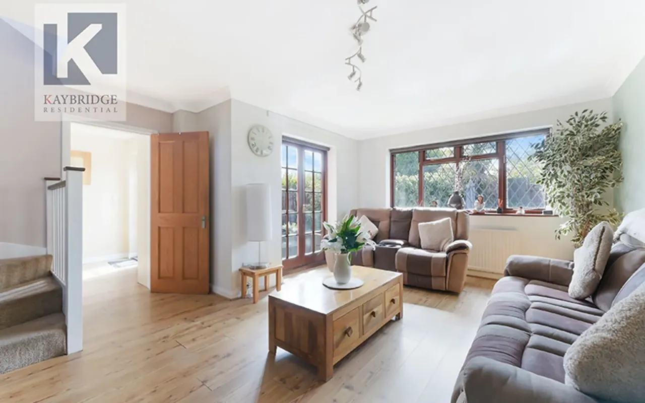 Inverness Road, Worcester Park, KT4, photo 2