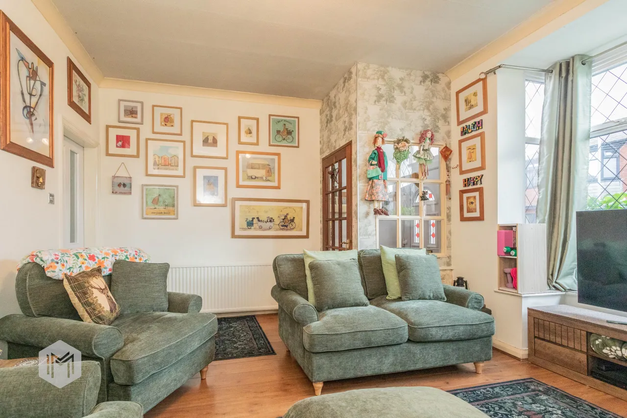 Florence Avenue, Bolton, BL1, photo 2