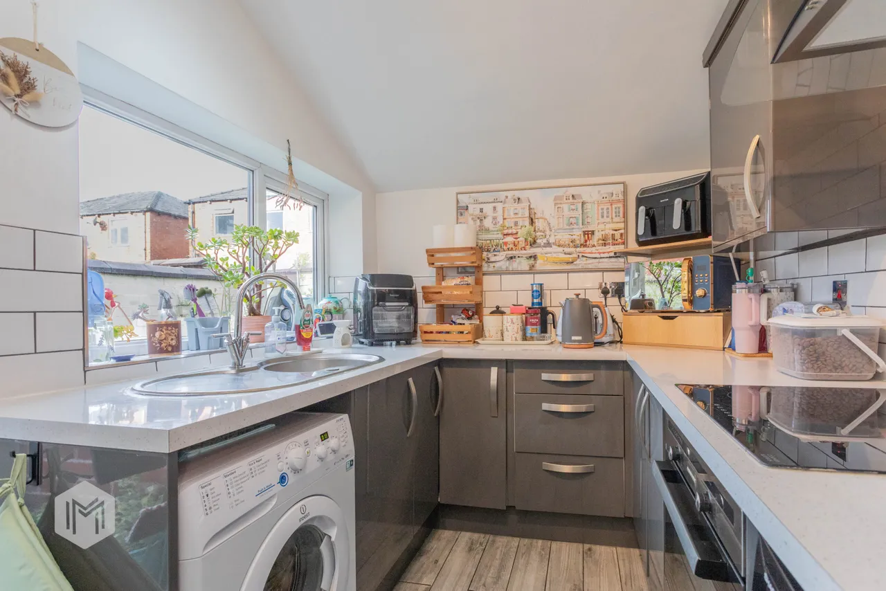 Florence Avenue, Bolton, BL1, photo 13