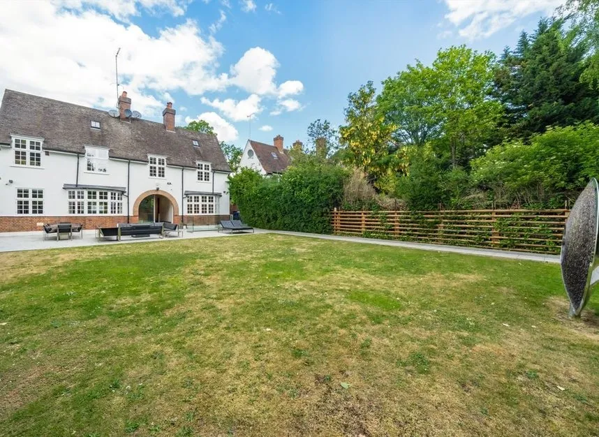 The Bishops Avenue, East Finchley, N2, photo 7
