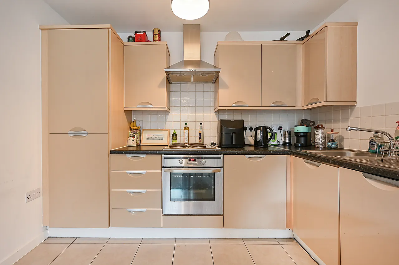 Flat 21, Buick House, Kingston Upon Thames, photo 2