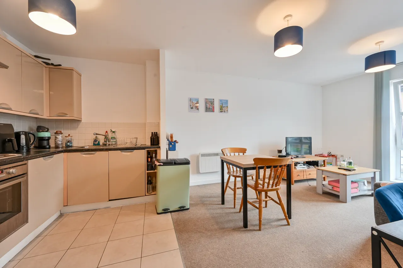 1 bed flat for sale — Flat 21, Buick House, Kingston Upon Thames