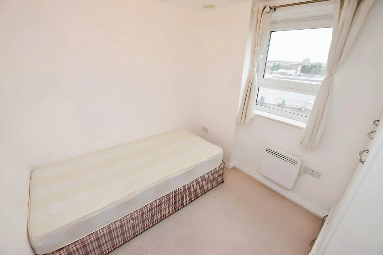 Middlewood Street, Salford, M5, photo 4