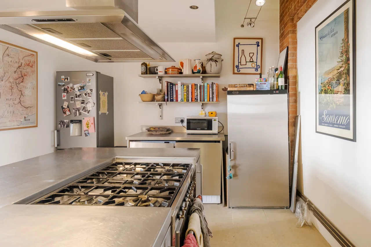 Shepherdess Walk, London, N1, photo 21