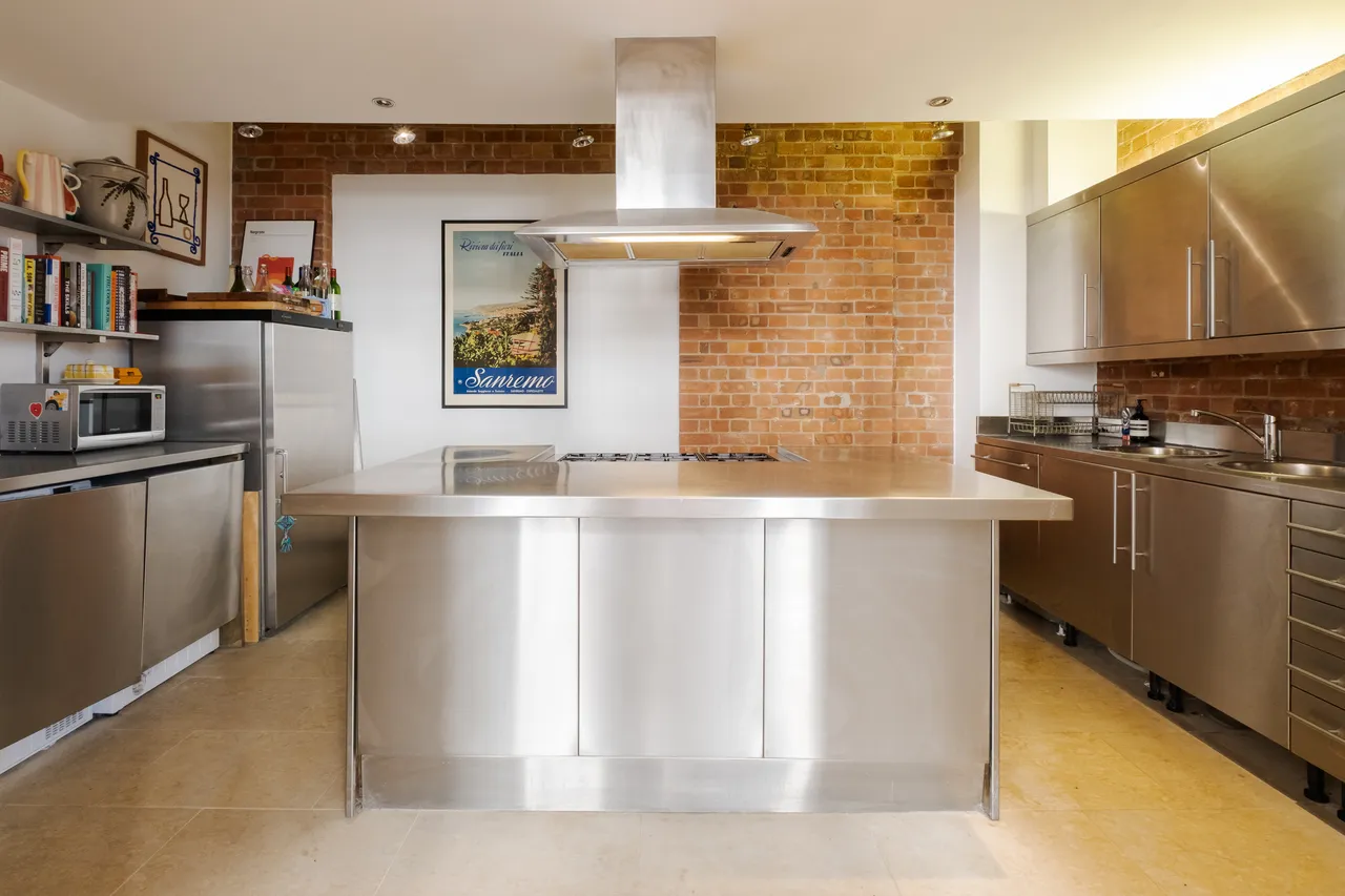Shepherdess Walk, London, N1, photo 24