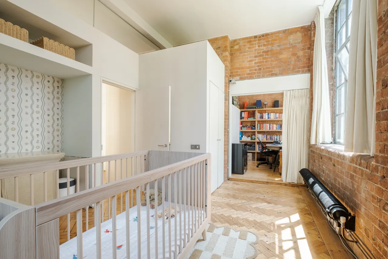Shepherdess Walk, London, N1, photo 11