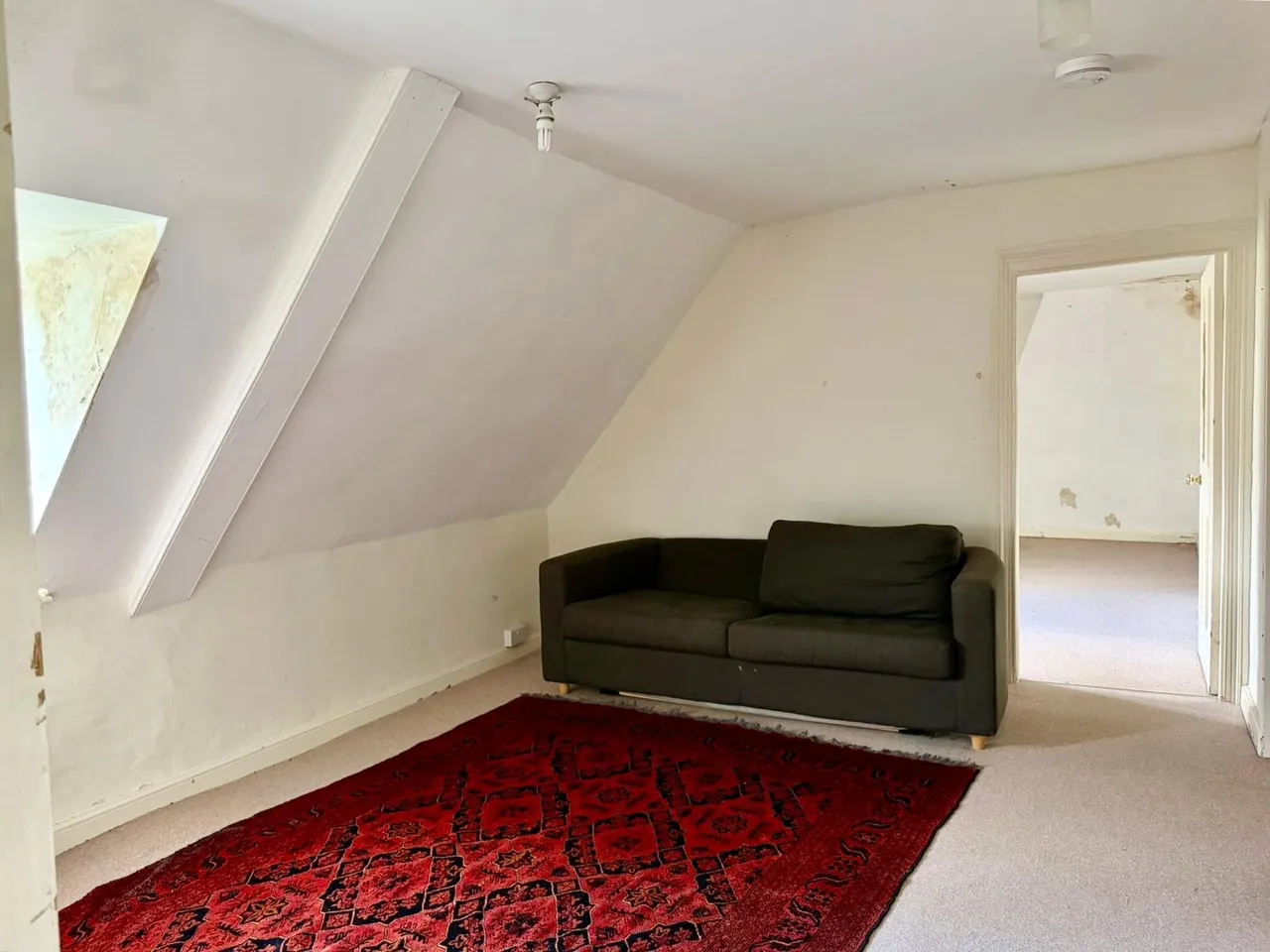 Farley Lane, Braishfield, Romsey, Hampshire, SO51 0QL, photo 11