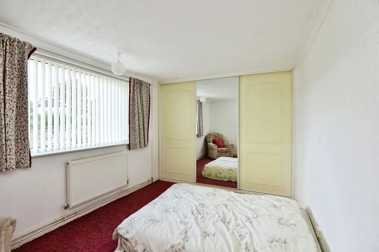 Midhurst Close, Packmoor, Stoke-on-Trent, Staffordshire, ST7, photo 13